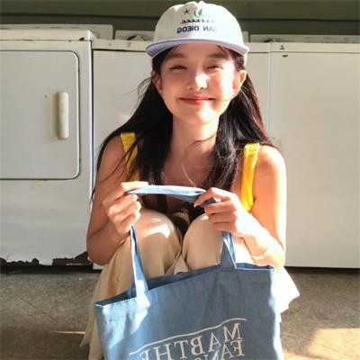 穿越星河拥抱你